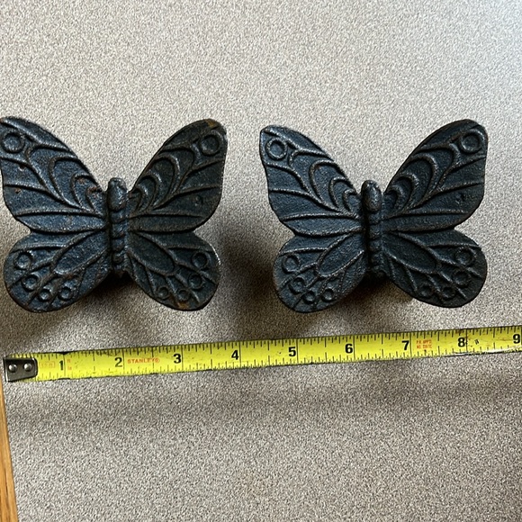 Cast iron butterfly pair with legs - Picture 4 of 5
